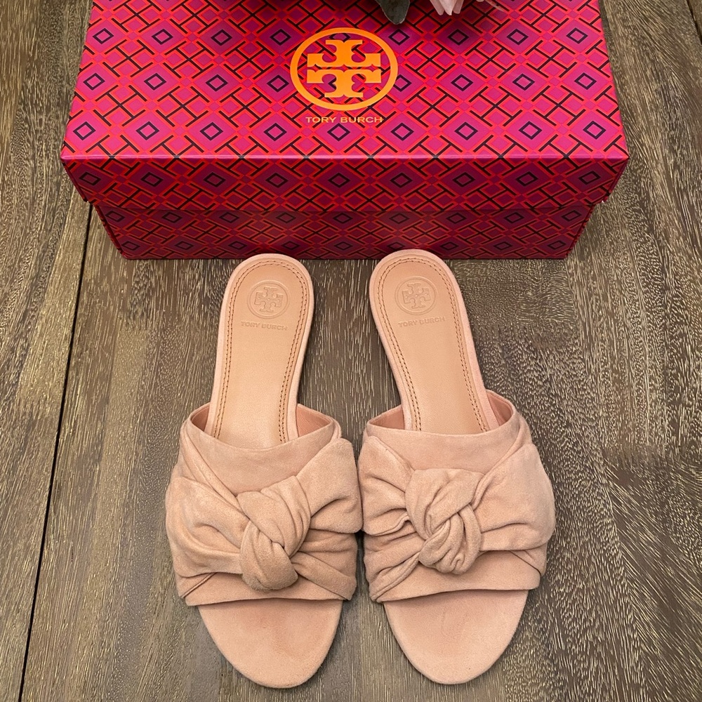 SOLD in Consignment: Tory Burch Annabelle Bow Slide Suede Size 7